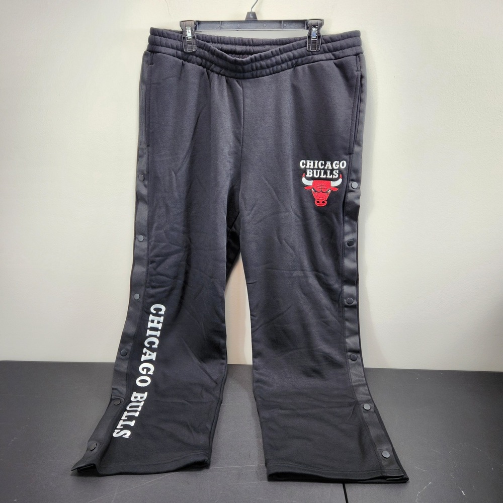 Ultra Game NBA Chicago Bulls Mens 1X Snap Button Track Pants Black Warm Up New